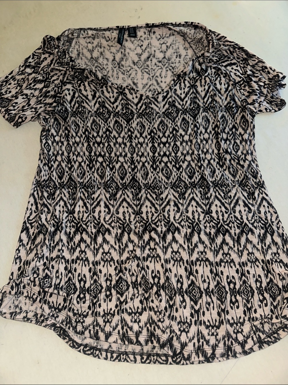 Cynthia Rowley Pink Short-Sleeve V-Neck Ikat Print Top